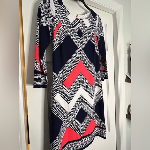 #22 VINCE CAMUTO • 1/2 SLEEVE SHIFT DRESS • NAVY/CORAL/WHITE • NWT - Picture 4 of 7